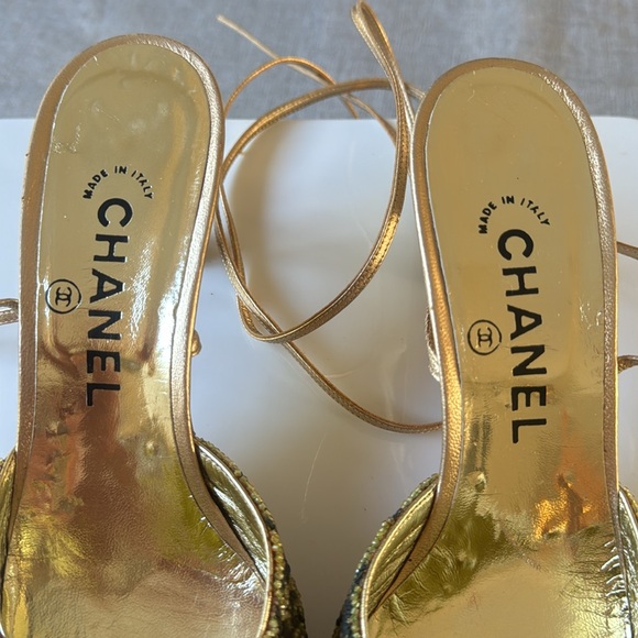 Chanel Lace-Up Sandal -- VINTAGE- 💯 Authentic Size 38 EXTREMELY RARE - Picture 9 of 17